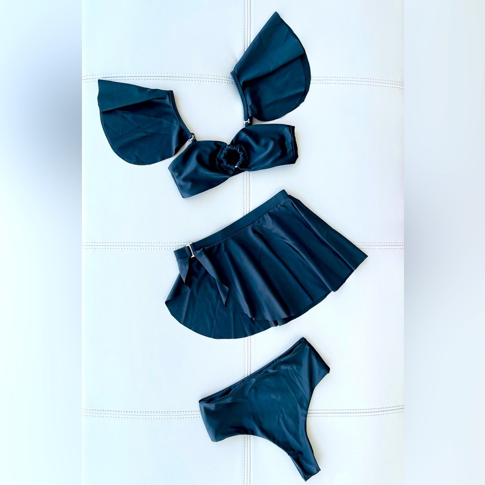 3-Piece Boutique Swimwear | Resortwear High-Leg | High-Waist | Flutter Sleeve S